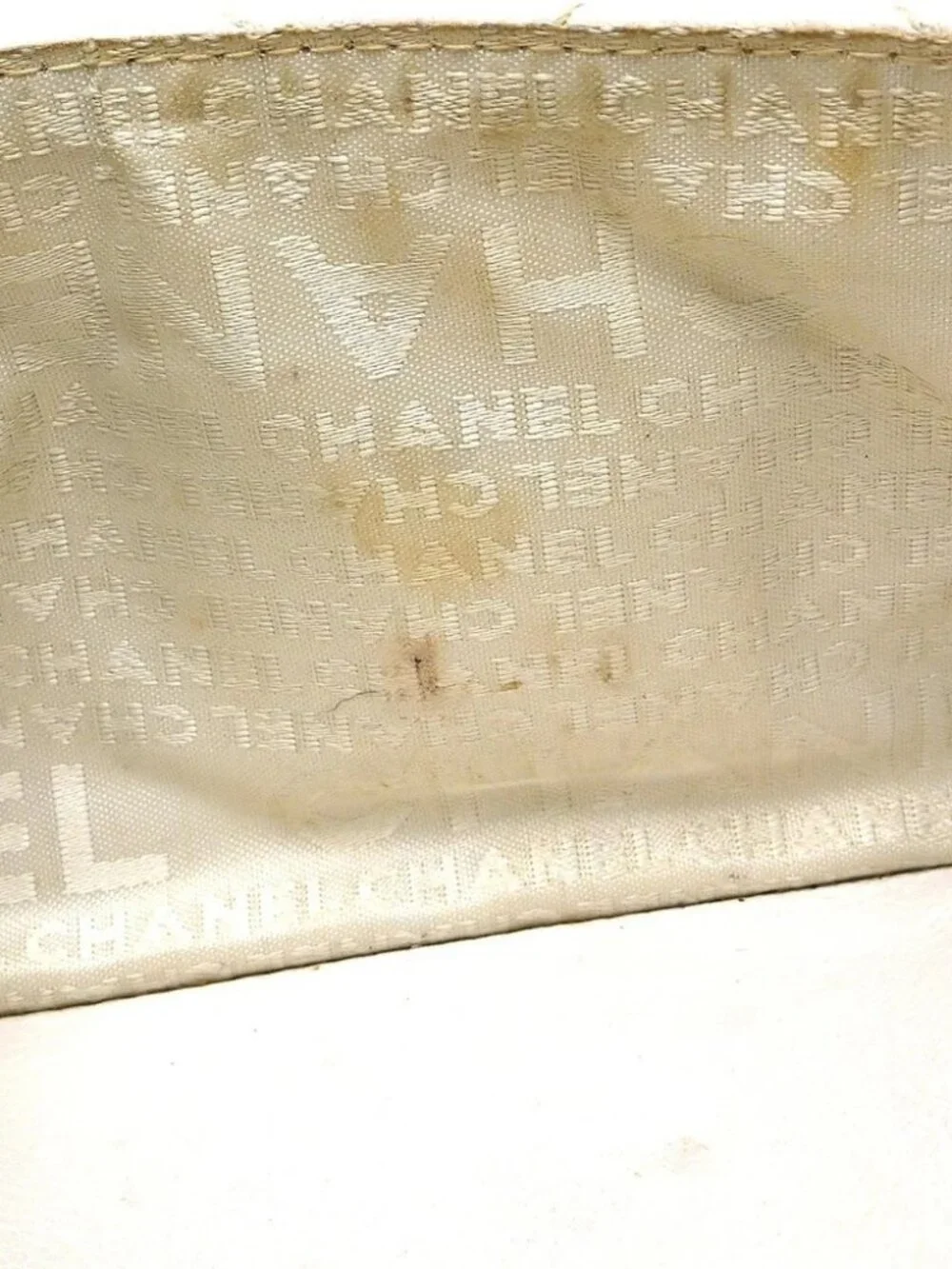 Chanel White Calfskin Accordion Flap Shoulder Bag